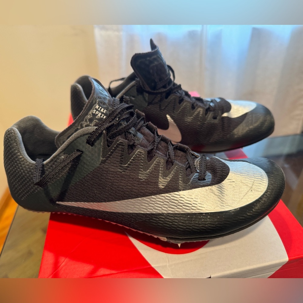Nike Boys- Track and Field Cleats (Size 7.5)